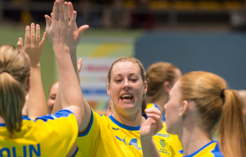Isabell Kranz se Švédskem slaví vítězství nad Slovenskem. Foto: Fabian Trees, www.imagepower.ch