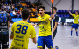 Matyáš Šindler zapsal proti Otrokovicím tři body a Ostrava i díky němu slaví důležitý triumf. Foto: FBC ČPP Ostrava, Český florbal