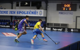 Matyáš Šindler (vlevo) zapsal v duelu proti svému bývalému klubu pět bodů. Foto: FBC ČPP Ostrava, Český florbal