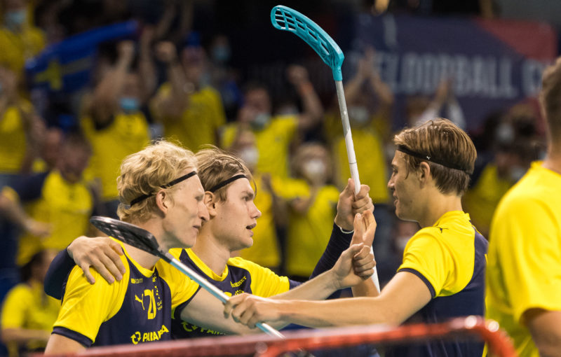 Švédové otočili duel o třetí místo a porazili Švýcary 7:6. Foto: Martin Flousek