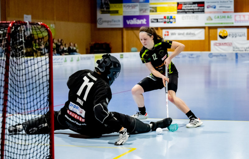 Lucie Řezáčová zapsala ve druhém semifinále hattrick. Foto: Swiss Unihockey