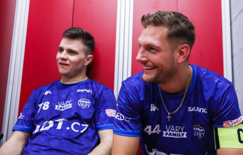 Foto: Florbal Vary, Ateliér Chromcovi