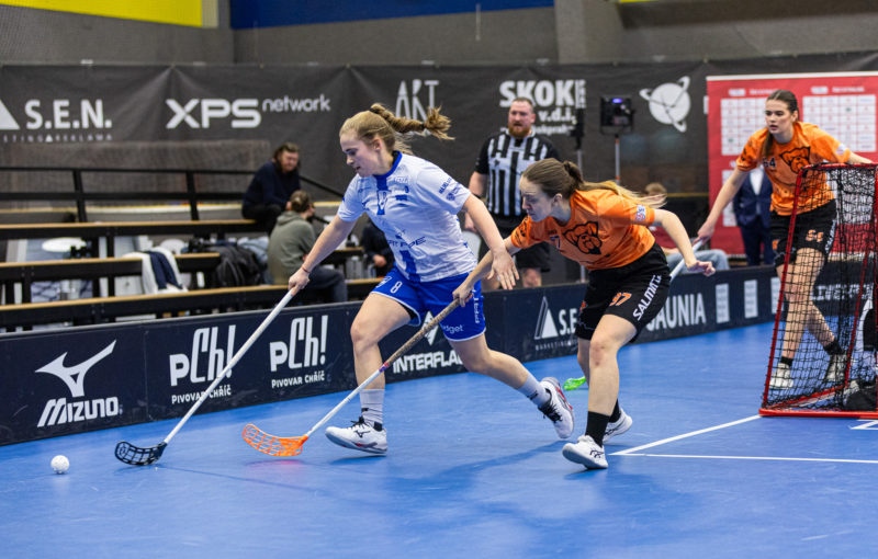 Momentka z duelu Chodova s Bulldogs Brno. Foto: Matěj Pašek, Florbal Chodov