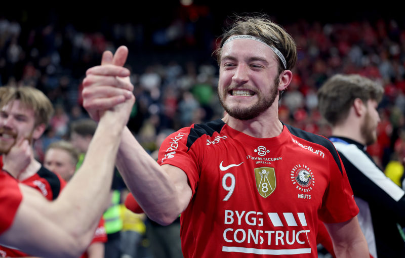 Filip Langer a jeho radost po švédském superfinále 2025. Foto: Per Wiklund, Svensk Innebandy