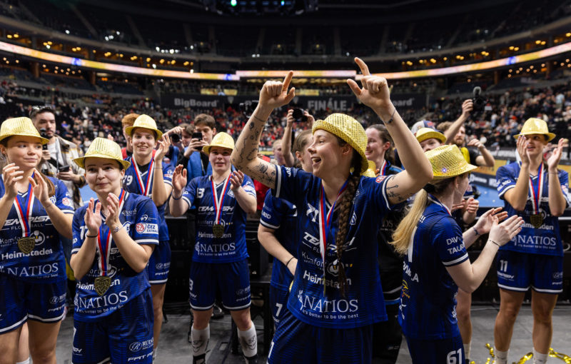 Florbalistky Vítkovic slaví zlatý hattrick. Foto: Matěj Pašek, Český florbal
