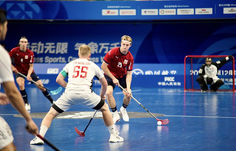 Česká reprezentace na úvod turnaje porazila Kanadu. Foto: Český florbal