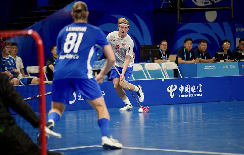 Český tým podlehl Finsku 2:8. Foto: Český florbal