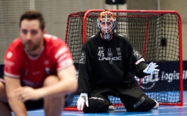 Lukáš Kříž střežící branku Tatranu, Foto: Matyáš Klápa, ESA Logistika Tartan Střešovice