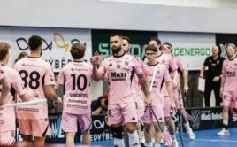 Hráči Falunu při prvním semifinále poháru mistrů. Foto: IFF