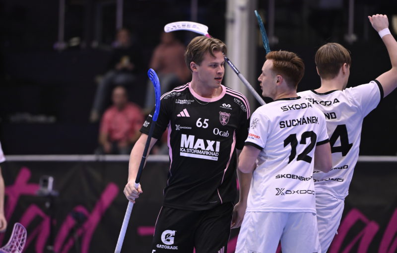 Momentka z druhého semifinále Poháru mistrů. Foto: IFF