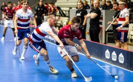 Matěj Stůj (Kladno) a Martin Pražan (Sparta) v zápase 14. kola, Foto: ACEMA Sparta Praha